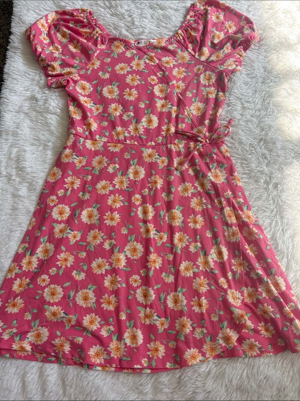 NWOT Love Glam Girl From Sitch Fix Pink Floral Dress Size Youth L Light Flaws